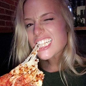 Meet your Posher - Tori Lake